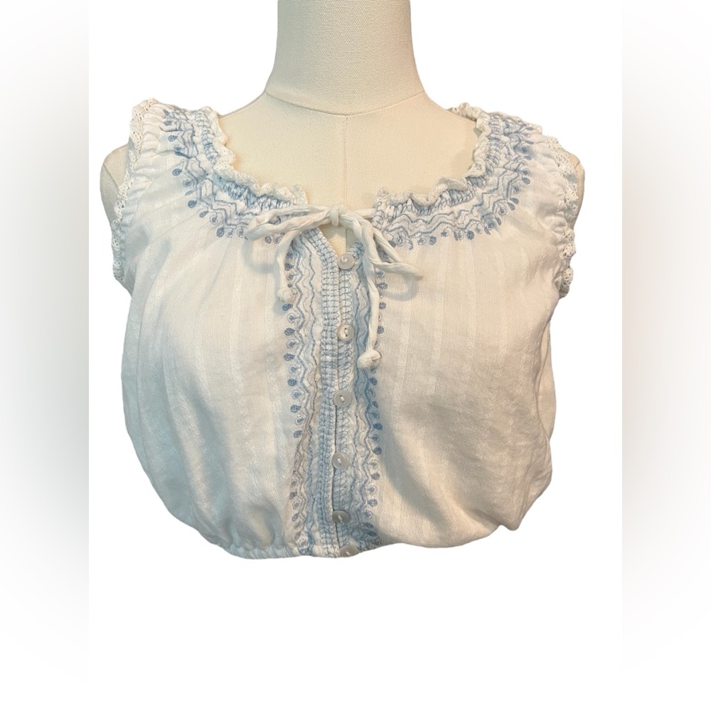 π π€ NWT MIDNIGHT SKY White Embroidered Cropped Romantic Top | Womenβs Sz S - Picture 1 of 7